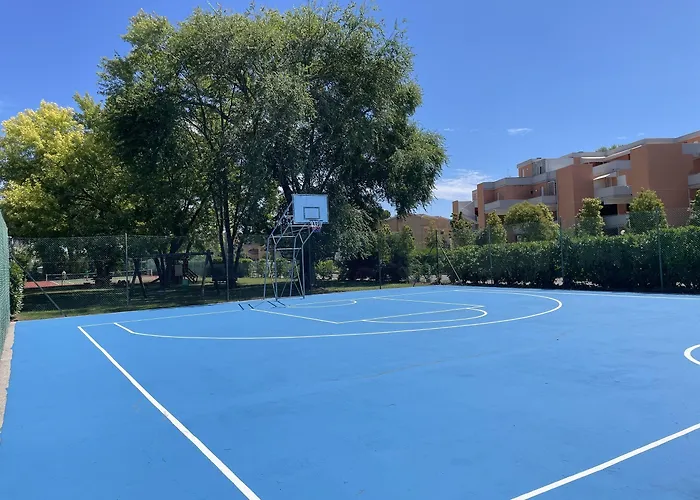 아파트 Your Tranquil Escape In 비비오네